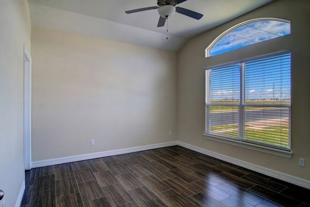 6701 Stuyvesant Ct, Corpus Christi, TX 78414