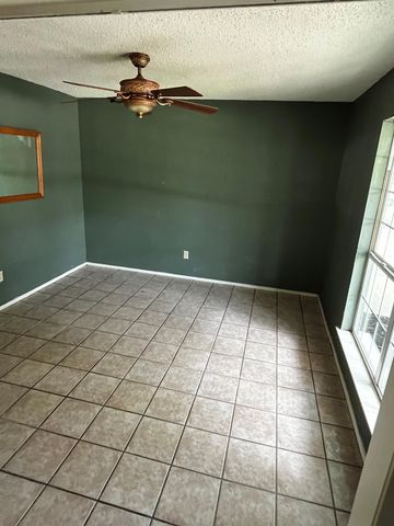 1903 Lime Rock DR, Round Rock, TX 78681