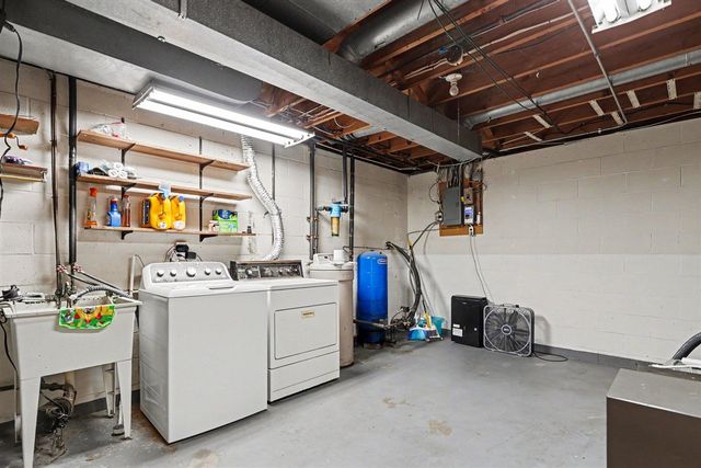 9408 E G Avenue, Galesburg, MI 49053