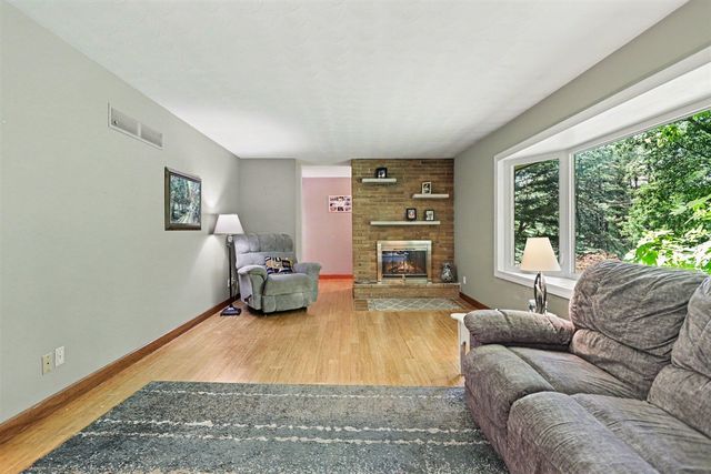 9408 E G Avenue, Galesburg, MI 49053