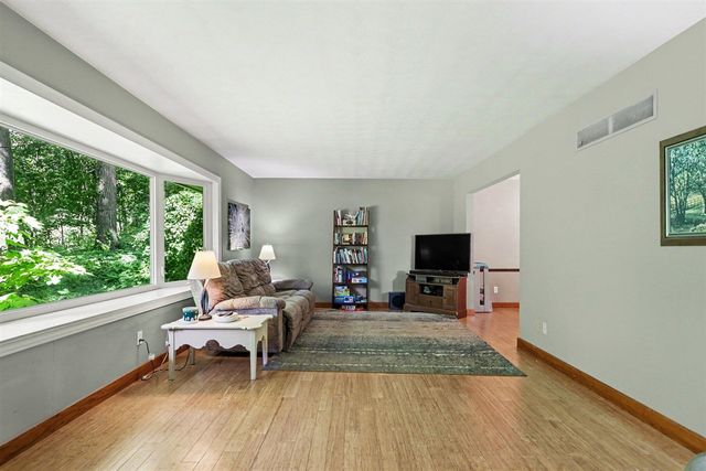 9408 E G Avenue, Galesburg, MI 49053
