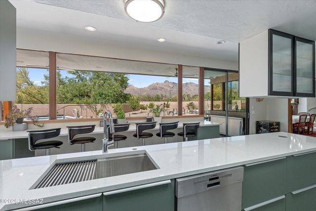 1361 E Paseo Pavon, Tucson, AZ 85718
