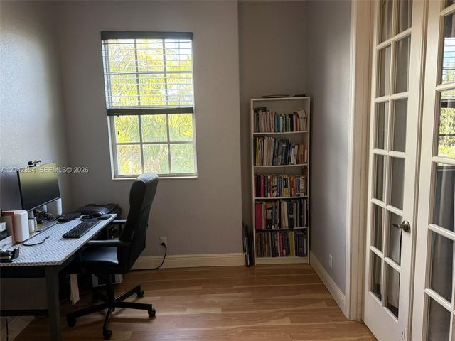 1321 NE 5th Ter, Fort Lauderdale, FL 33304