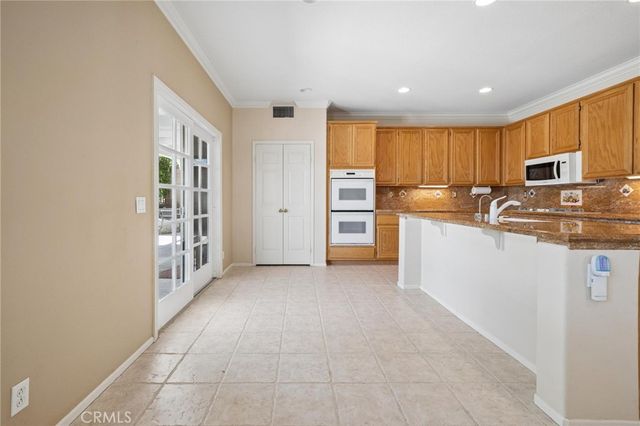 25716 Hood Way, Stevenson Ranch, CA 91381
