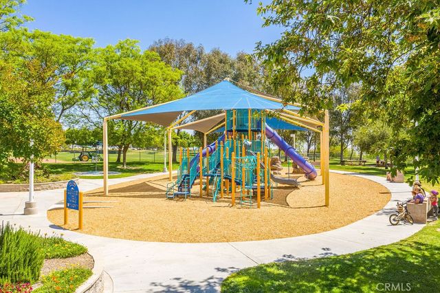25716 Hood Way, Stevenson Ranch, CA 91381