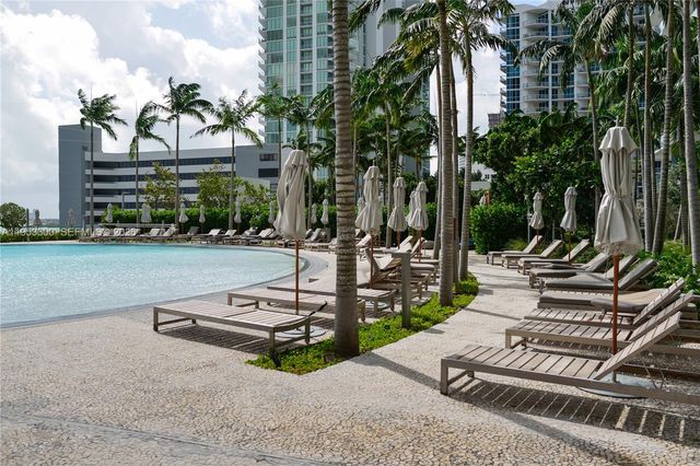 650 NE 32 St 2703, Miami, FL 33137