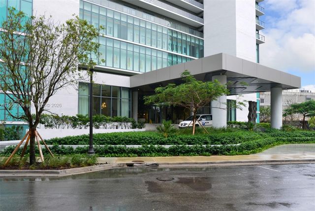 650 NE 32 St 2703, Miami, FL 33137