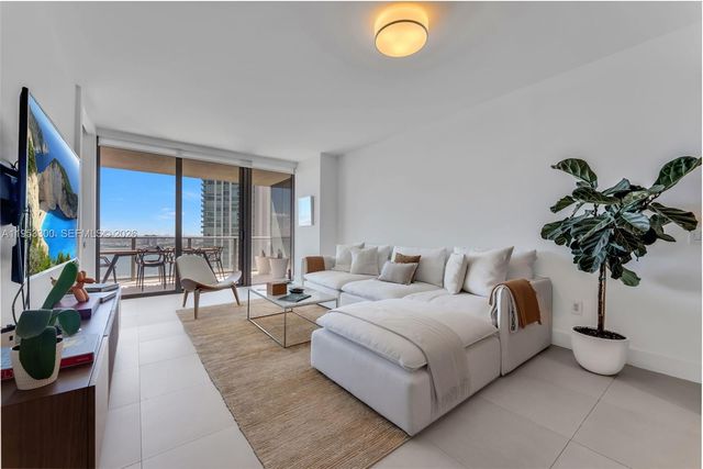 650 NE 32 St 2703, Miami, FL 33137