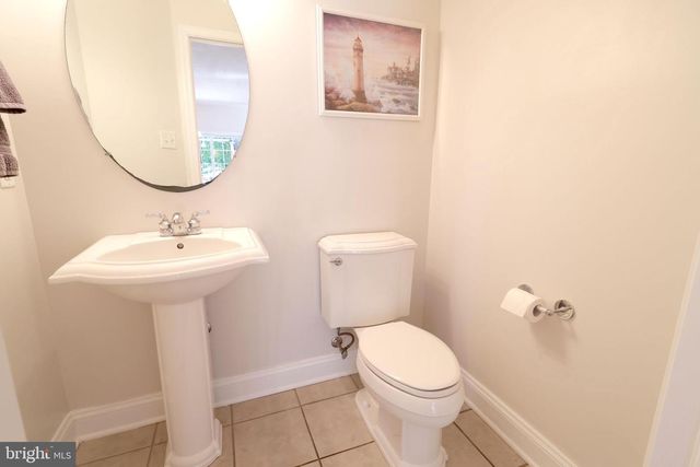 1272 BARNSTABLE LN, State College, PA 16803