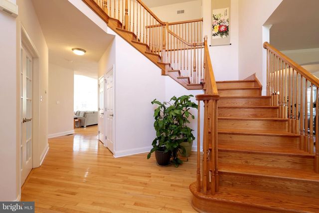 1272 BARNSTABLE LN, State College, PA 16803