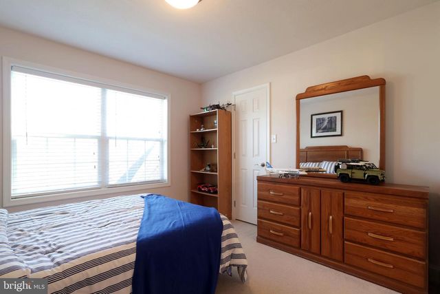 1272 BARNSTABLE LN, State College, PA 16803