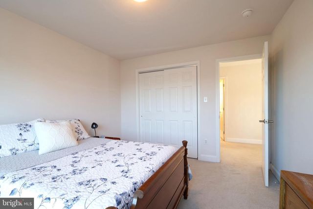 1272 BARNSTABLE LN, State College, PA 16803