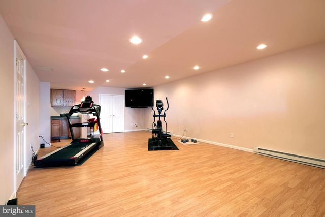 1272 BARNSTABLE LN, State College, PA 16803