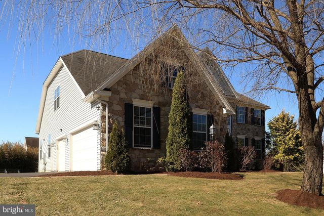 1272 BARNSTABLE LN, State College, PA 16803