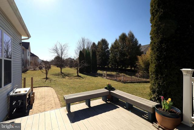 1272 BARNSTABLE LN, State College, PA 16803