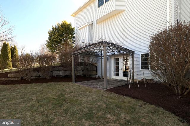 1272 BARNSTABLE LN, State College, PA 16803