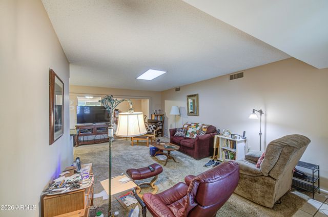 10022 W KINGSWOOD Circle, Sun City, AZ 85351