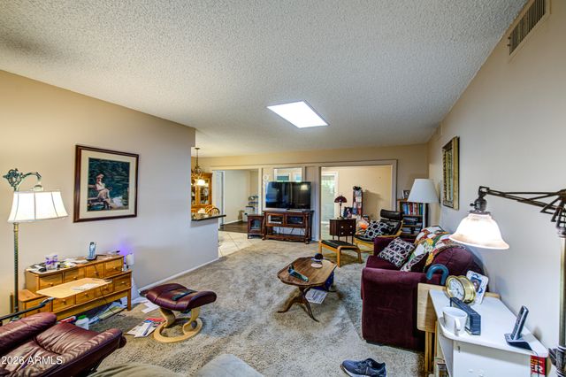10022 W KINGSWOOD Circle, Sun City, AZ 85351