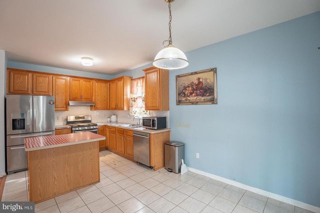 71 SENECA LN, Bordentown, NJ 08505