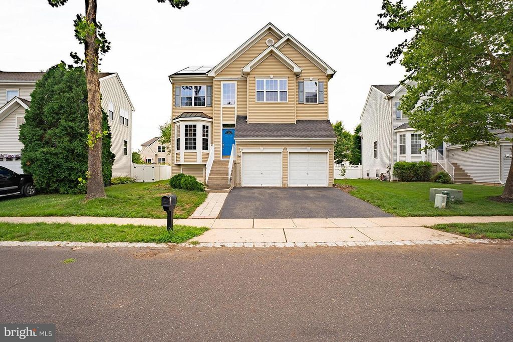 71 SENECA LN, Bordentown, NJ 08505
