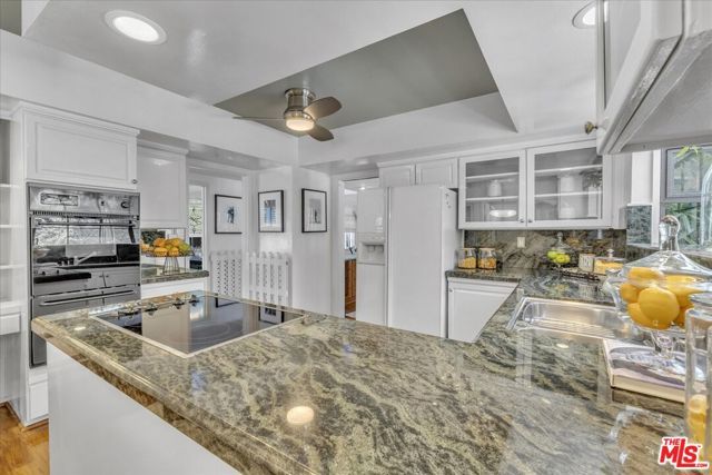 3660 Ballina Canyon Road, Encino (los Angeles), CA 91436