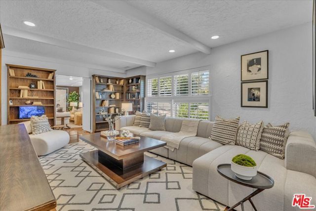 3660 Ballina Canyon Road, Encino (los Angeles), CA 91436
