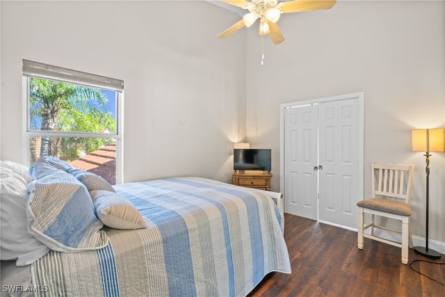 541 Windsor SQ, Naples, FL 34104