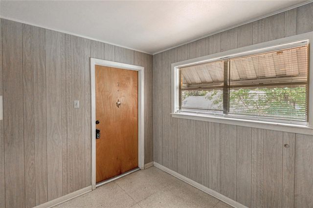 818 University Avenue 7, Huntsville, TX 77320