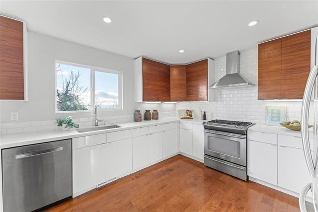 8170 Terrace Dr, El Cerrito, CA 94530