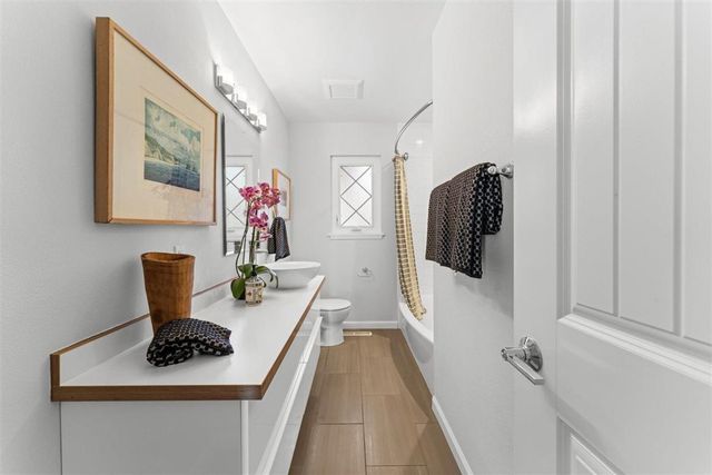 8170 Terrace Dr, El Cerrito, CA 94530