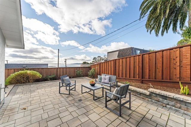 8170 Terrace Dr, El Cerrito, CA 94530