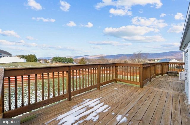 104 WHITE DEER WAY, Carlisle, PA 17013