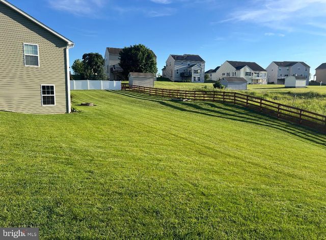 104 WHITE DEER WAY, Carlisle, PA 17013