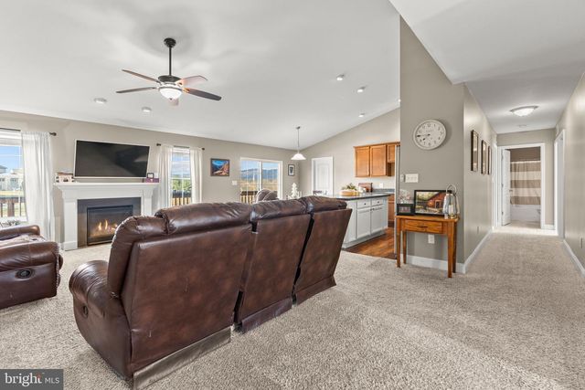 104 WHITE DEER WAY, Carlisle, PA 17013