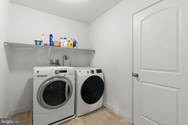 104 WHITE DEER WAY, Carlisle, PA 17013