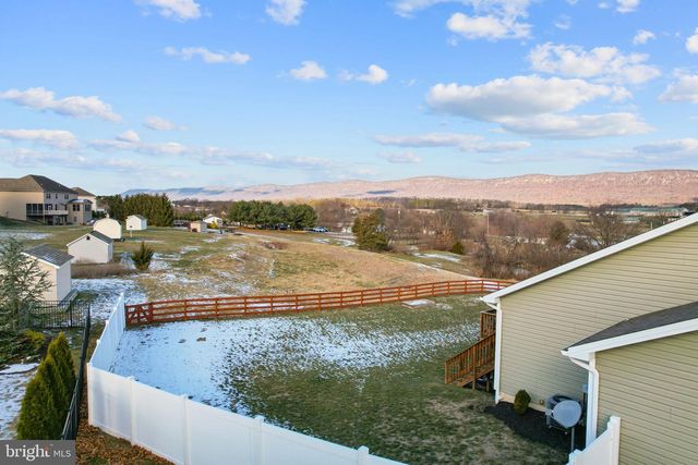 104 WHITE DEER WAY, Carlisle, PA 17013