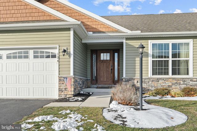 104 WHITE DEER WAY, Carlisle, PA 17013