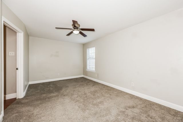 10522 Woodleaf Drive, Dallas, TX 75227