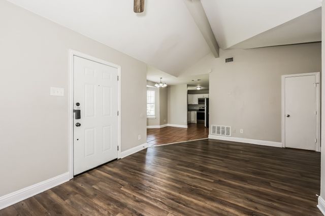 10522 Woodleaf Drive, Dallas, TX 75227