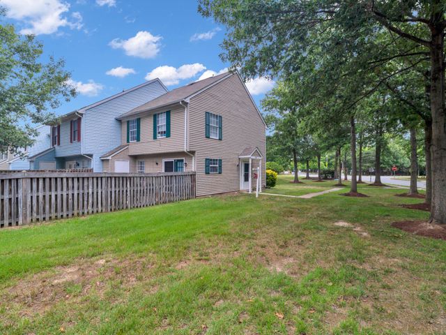 6001 SIRENIA PL, Waldorf, MD 20603