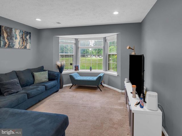6001 SIRENIA PL, Waldorf, MD 20603