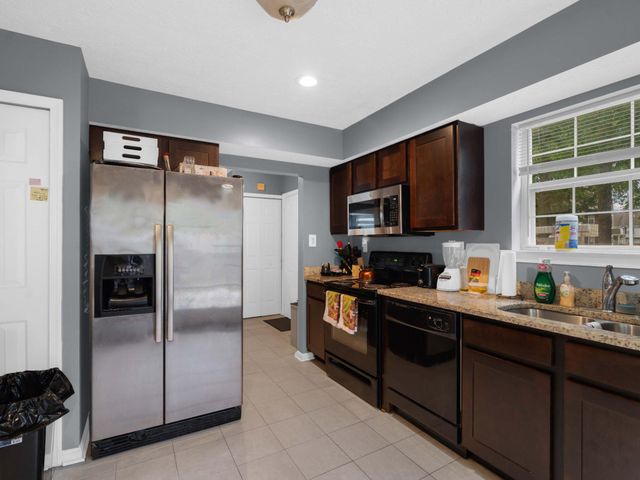 6001 SIRENIA PL, Waldorf, MD 20603