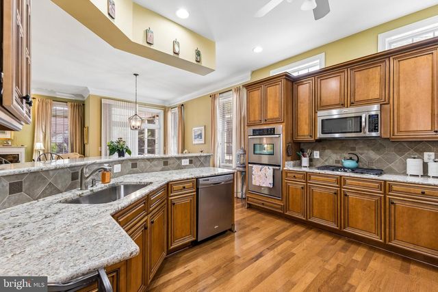 15164 FOG MOUNTAIN CIR, Haymarket, VA 20169