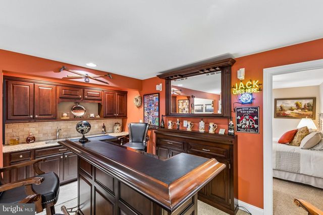 15164 FOG MOUNTAIN CIR, Haymarket, VA 20169