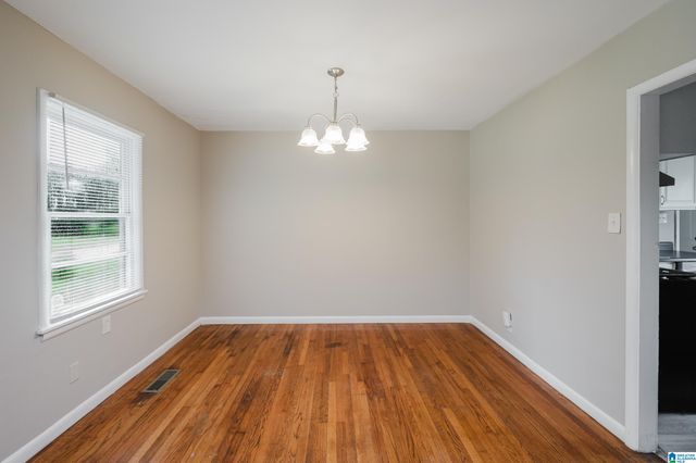 908 9TH AVENUE, Pleasant Grove, AL 35127