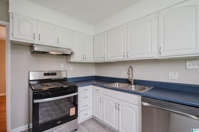908 9TH AVENUE, Pleasant Grove, AL 35127