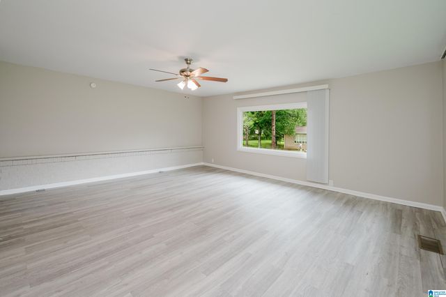908 9TH AVENUE, Pleasant Grove, AL 35127