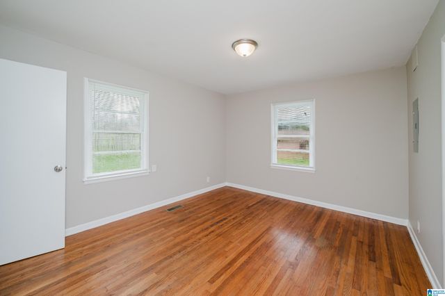 908 9TH AVENUE, Pleasant Grove, AL 35127