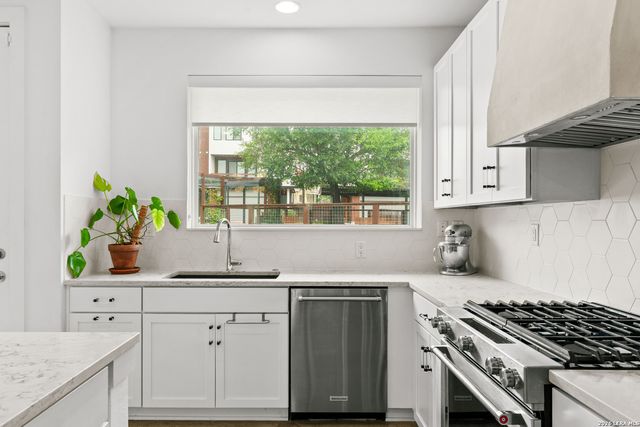102 Tendick Unit 104, San Antonio, TX 78209
