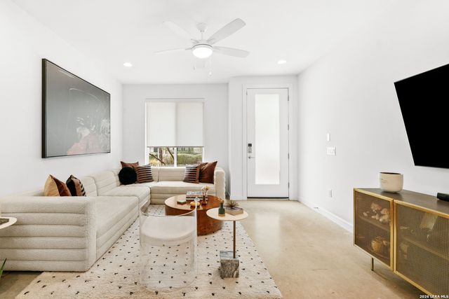 102 Tendick Unit 104, San Antonio, TX 78209
